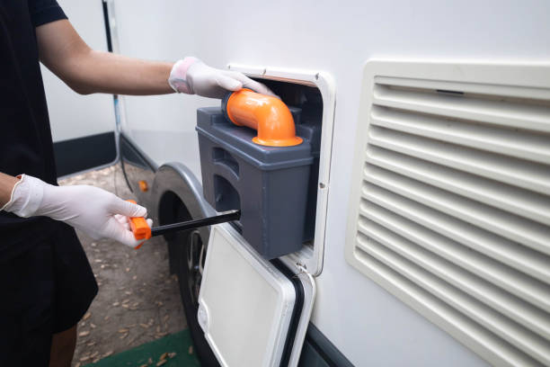 Best Portable bathroom rental  in Centerville, IN